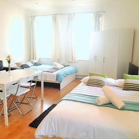 Excellent Studio Flat In ลอนดอน ภายนอก รูปภาพ